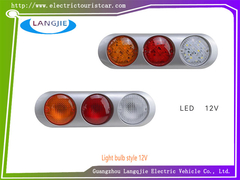 Automóvel de turismo elétrico de quatro rodas EAGLE Montagem de luz traseira fechada Acessórios de luz de escape