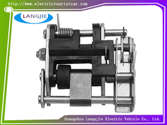 Montagem de fechaduras de garras para carrinhos de golfe