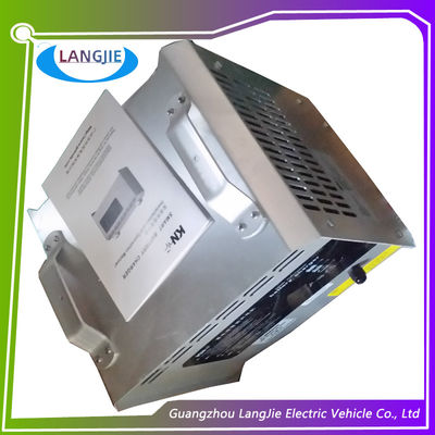 Bom preço. Carregador de bateria de carro com chumbo adequado para o design compacto de carros elétricos do clube on-line
