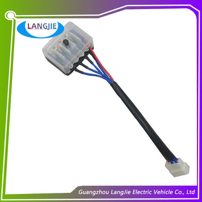 Carrinho de golfe elétrico Peças de desempenho para caixa de fusível Carrinho de golfe elétrico de alta rigidez